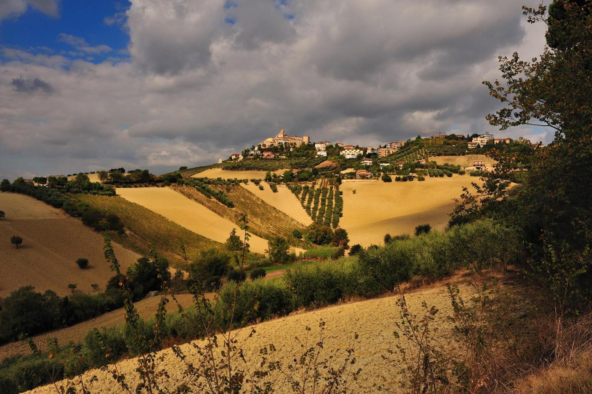 מונטפרנדונה Hotel San Giacomo מראה חיצוני תמונה